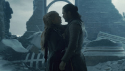 extant_GameOfThrones_8x06-TheIronThrone_3699