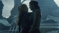 extant_GameOfThrones_8x06-TheIronThrone_3713