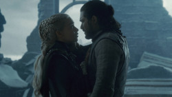 extant_GameOfThrones_8x06-TheIronThrone_3726