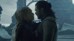 extant_GameOfThrones_8x06-TheIronThrone_3732