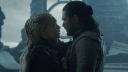 extant_GameOfThrones_8x06-TheIronThrone_3735