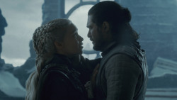 extant_GameOfThrones_8x06-TheIronThrone_3736