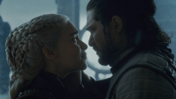 extant_GameOfThrones_8x06-TheIronThrone_3754