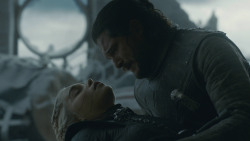 extant_GameOfThrones_8x06-TheIronThrone_3860