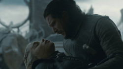 extant_GameOfThrones_8x06-TheIronThrone_3865