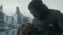 extant_GameOfThrones_8x06-TheIronThrone_3894