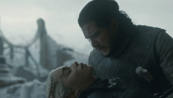 extant_GameOfThrones_8x06-TheIronThrone_3896