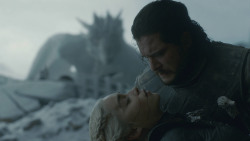 extant_GameOfThrones_8x06-TheIronThrone_3918