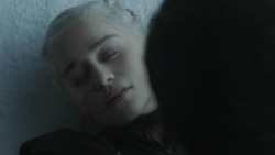 extant_GameOfThrones_8x06-TheIronThrone_3948