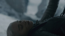 extant_GameOfThrones_8x06-TheIronThrone_3957
