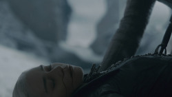 extant_GameOfThrones_8x06-TheIronThrone_3958