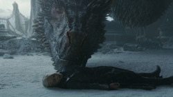 extant_GameOfThrones_8x06-TheIronThrone_4005