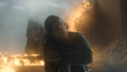 extant_GameOfThrones_8x06-TheIronThrone_4123