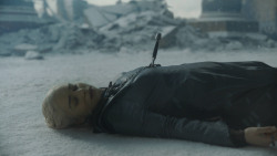 extant_GameOfThrones_8x06-TheIronThrone_4253