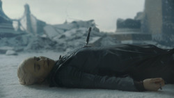 extant_GameOfThrones_8x06-TheIronThrone_4256