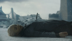 extant_GameOfThrones_8x06-TheIronThrone_4259