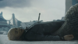 extant_GameOfThrones_8x06-TheIronThrone_4264
