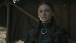 extant_GameOfThrones_8x06-TheIronThrone_4573