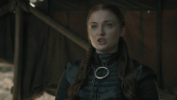 extant_GameOfThrones_8x06-TheIronThrone_4580