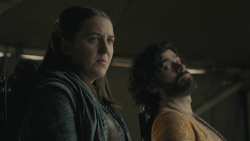 extant_GameOfThrones_8x06-TheIronThrone_4594