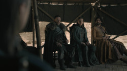 extant_GameOfThrones_8x06-TheIronThrone_4631
