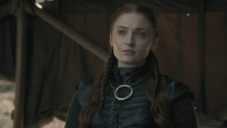 extant_GameOfThrones_8x06-TheIronThrone_4688