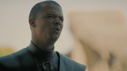 extant_GameOfThrones_8x06-TheIronThrone_4705