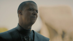 extant_GameOfThrones_8x06-TheIronThrone_4706