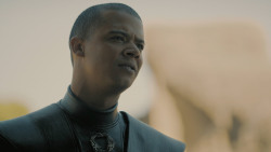 extant_GameOfThrones_8x06-TheIronThrone_4708