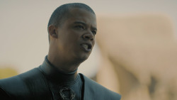 extant_GameOfThrones_8x06-TheIronThrone_4710
