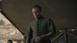 extant_GameOfThrones_8x06-TheIronThrone_4843