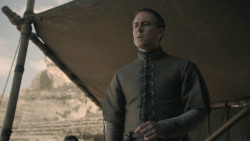 extant_GameOfThrones_8x06-TheIronThrone_4929
