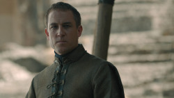 extant_GameOfThrones_8x06-TheIronThrone_4950