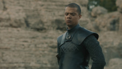 extant_GameOfThrones_8x06-TheIronThrone_5146