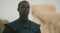 extant_GameOfThrones_8x06-TheIronThrone_5355