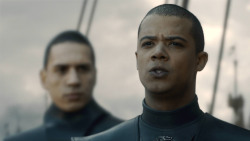 extant_GameOfThrones_8x06-TheIronThrone_6256