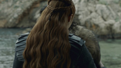 extant_GameOfThrones_8x06-TheIronThrone_6404