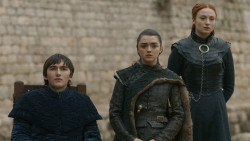 extant_GameOfThrones_8x06-TheIronThrone_6637