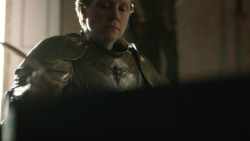extant_GameOfThrones_8x06-TheIronThrone_6799