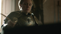 extant_GameOfThrones_8x06-TheIronThrone_6801