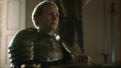 extant_GameOfThrones_8x06-TheIronThrone_6816