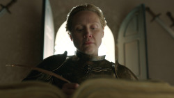 extant_GameOfThrones_8x06-TheIronThrone_6830