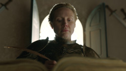 extant_GameOfThrones_8x06-TheIronThrone_6834