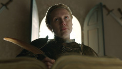 extant_GameOfThrones_8x06-TheIronThrone_6856