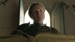 extant_GameOfThrones_8x06-TheIronThrone_6860