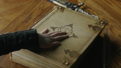 extant_GameOfThrones_8x06-TheIronThrone_6873