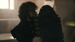 extant_GameOfThrones_8x06-TheIronThrone_6989