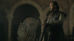 extant_GameOfThrones_8x06-TheIronThrone_7036