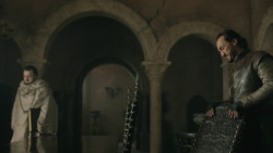 extant_GameOfThrones_8x06-TheIronThrone_7039