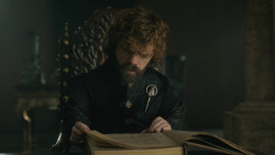 extant_GameOfThrones_8x06-TheIronThrone_7140